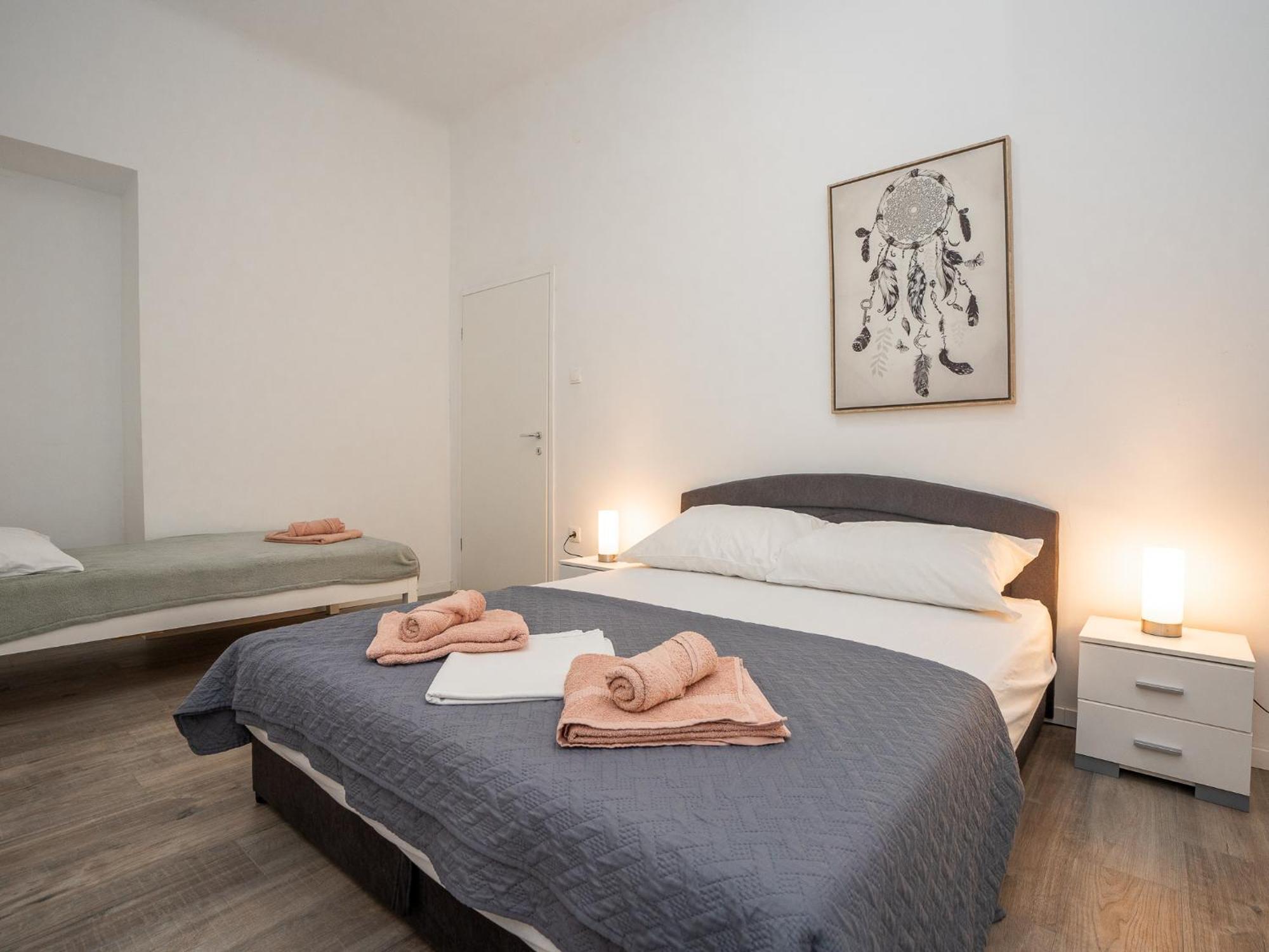 Apartments Lucija & Katia Rijeka Exteriör bild